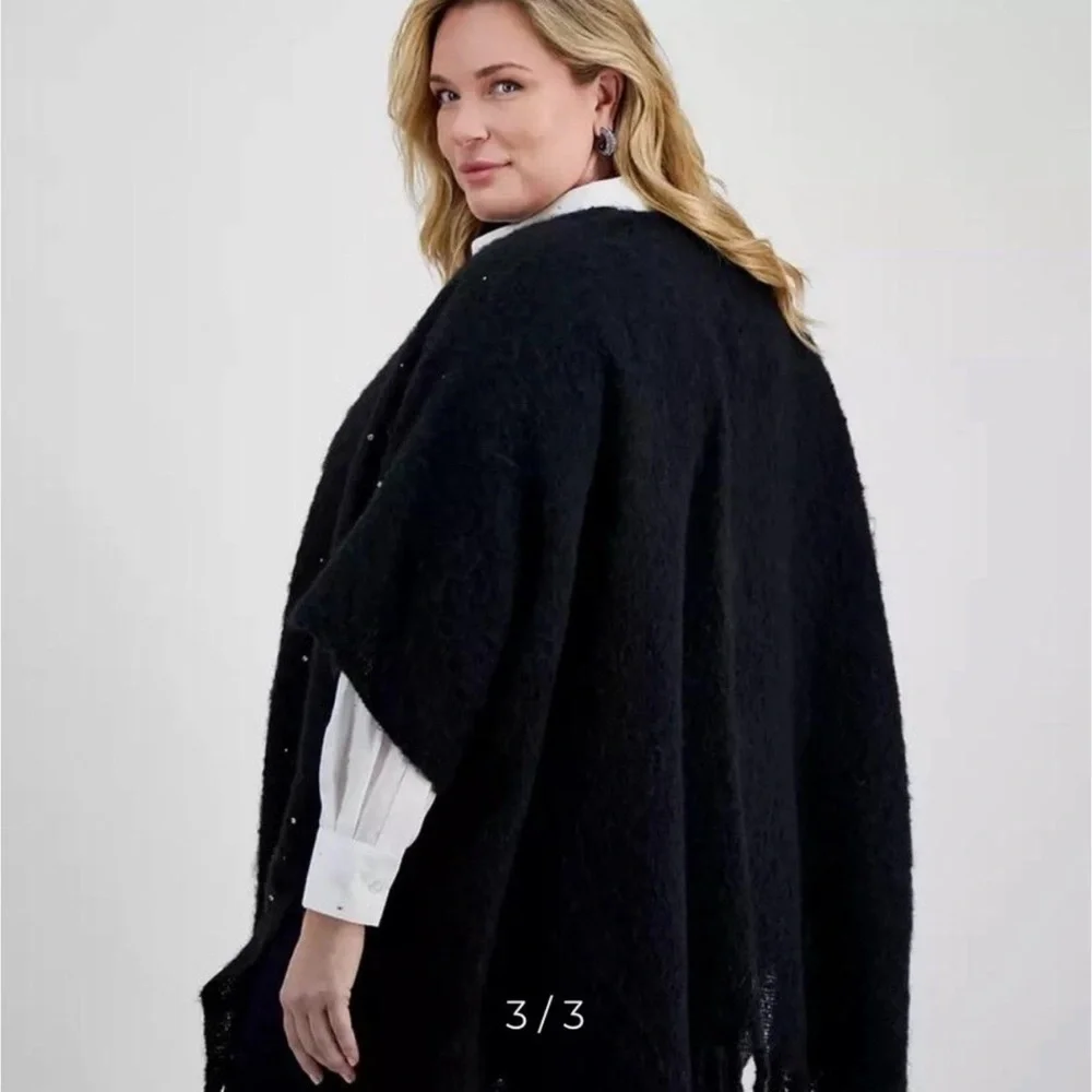 NEW Women’s INC Black Knit Crystal Embellished Topper Wrap - Picture 3 of 5